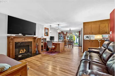 1174 Dellmoor Way, Woodburn, OR 97071 - Photo 2