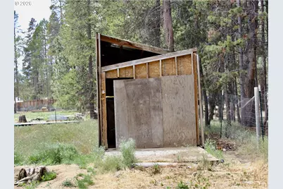 16976 Whittier Dr, Bend, OR 97707 - Photo 40