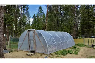 16976 Whittier Dr, Bend, OR 97707 - Photo 8