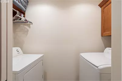 700 SE Tokay St, Winston, OR 97496 - Photo 32