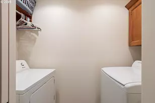 700 SE Tokay St, Winston, OR 97496 - Photo 32