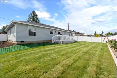 700 SE Tokay St, Winston, OR 97496 - Photo 34