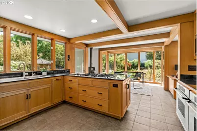2415 Fairmount Blvd, Eugene, OR 97403 - Photo 16