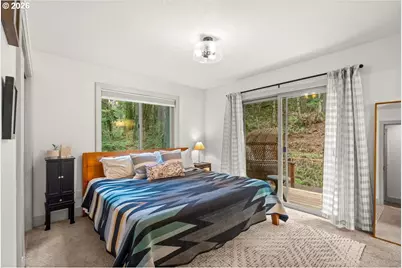 30475 SW Riverwood Dr, West Linn, OR 97068 - Photo 16