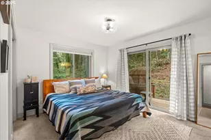 30475 SW Riverwood Dr, West Linn, OR 97068 - Photo 16