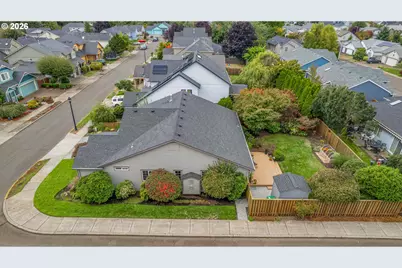 14921 SE Gilesford St, Clackamas, OR 97015 - Photo 6