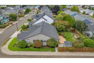 14921 SE Gilesford St, Clackamas, OR 97015 - Photo 6