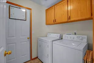 14921 SE Gilesford St, Clackamas, OR 97015 - Photo 26