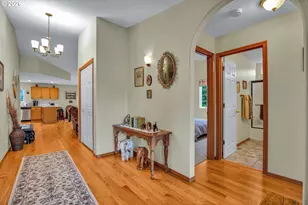 14921 SE Gilesford St, Clackamas, OR 97015 - Photo 10