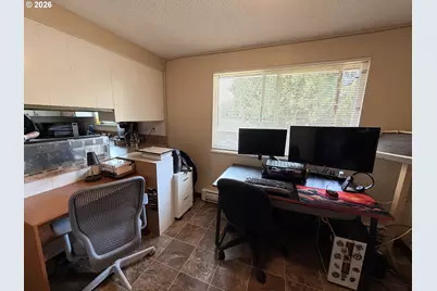21123 SE Morrison St, Gresham, OR 97030 - Photo 16