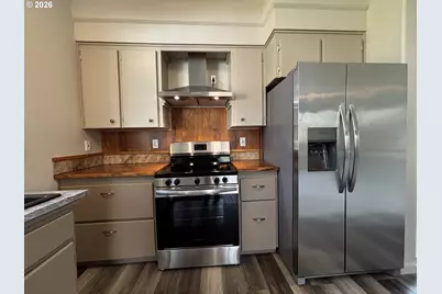 47426 School St, Oakridge, OR 97463 - Photo 26