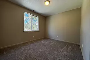 47426 School St, Oakridge, OR 97463 - Photo 40
