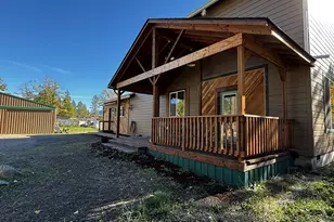 47426 School St, Oakridge, OR 97463 - Photo 12