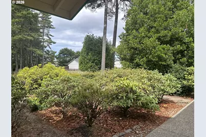 2022 40th St, Florence, OR 97439 - Photo 6