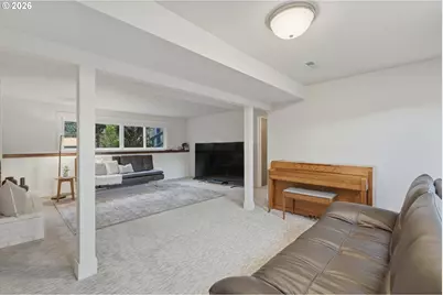 10050 NW Brady Ln, Portland, OR 97229 - Photo 18