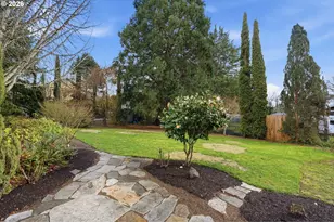 10050 NW Brady Ln, Portland, OR 97229 - Photo 30