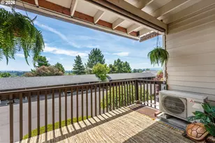 12160 SW Royal Ct, King City, OR 97224 - Photo 4