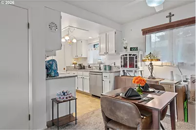 12160 SW Royal Ct #D, King City, OR 97224 - Photo 12