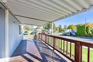 2901 E 2nd St, Newberg, OR 97132 - Photo 6