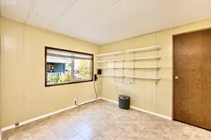 2901 E 2nd St, Newberg, OR 97132 - Photo 26