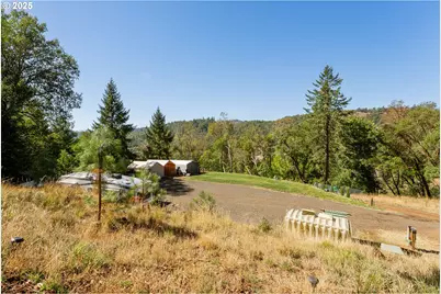 1245 Sunshine Rd, Roseburg, OR 97470 - Photo 2