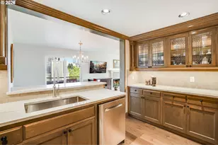 305 S Montgomery St, Portland, OR 97201 - Photo 18