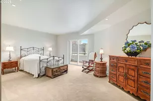 305 S Montgomery St, Portland, OR 97201 - Photo 22