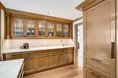 305 S Montgomery St #409, Portland, OR 97201 - Photo 16
