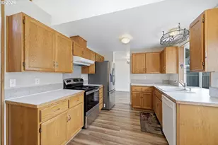 955 S 44th St, Springfield, OR 97478 - Photo 20