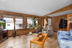 406 Shadow Ranch Ln, Roseburg, OR 97470 - Photo 8