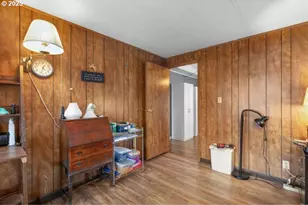 406 Shadow Ranch Ln, Roseburg, OR 97470 - Photo 16