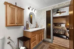 406 Shadow Ranch Ln, Roseburg, OR 97470 - Photo 24