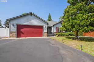 104 Kenya Ct, Winston, OR 97496 - Photo 4