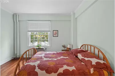 1005 SW Park Ave #204, Portland, OR 97205 - Photo 14