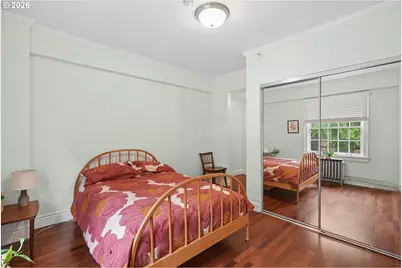 1005 SW Park Ave #204, Portland, OR 97205 - Photo 16