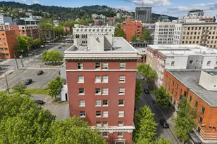 1005 SW Park Ave, Portland, OR 97205 - Photo 2