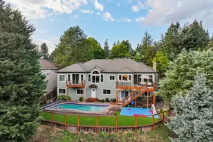 2378 Falcon Dr, West Linn, OR 97068 - Photo 40