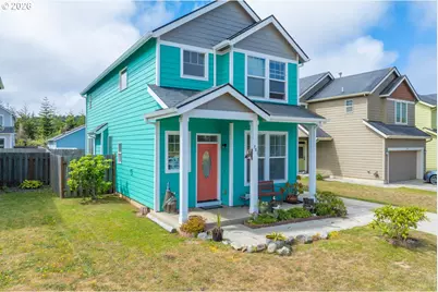 781 Kentucky Ave, Coos Bay, OR 97420 - Photo 2