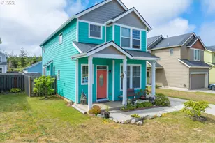 781 Kentucky Ave, Coos Bay, OR 97420 - Photo 2