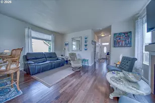 781 Kentucky Ave, Coos Bay, OR 97420 - Photo 10