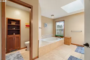 3714 SE Palmire Ct, Hillsboro, OR 97123 - Photo 40