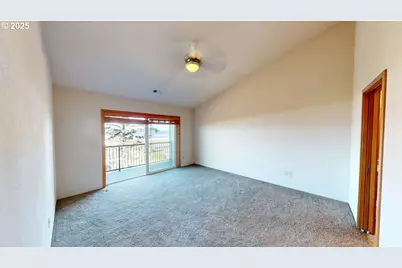 29182 Kerber Dr, Gold Beach, OR 97444 - Photo 12