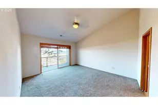 29182 Kerber Dr, Gold Beach, OR 97444 - Photo 12