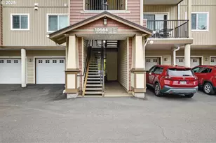 10664 NE Holly St, Hillsboro, OR 97006 - Photo 2