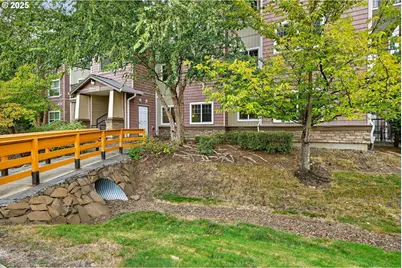 10664 NE Holly St #102, Hillsboro, OR 97006 - Photo 32