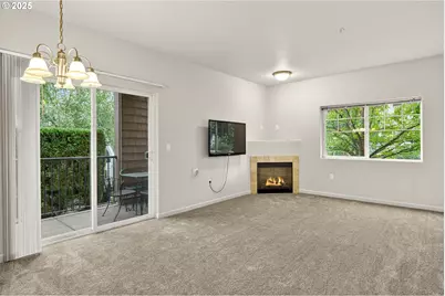 10664 NE Holly St #102, Hillsboro, OR 97006 - Photo 6