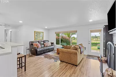 9831 Marquam Cir, Molalla, OR 97038 - Photo 6