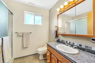 114 Calumet Cir, Eugene, OR 97401 - Photo 32