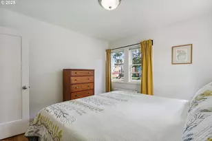 235 NE 61st Ave, Portland, OR 97213 - Photo 14