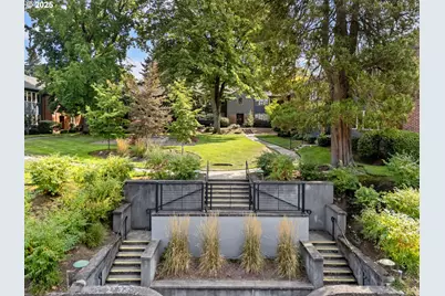 235 NE 61st Ave #36, Portland, OR 97213 - Photo 22